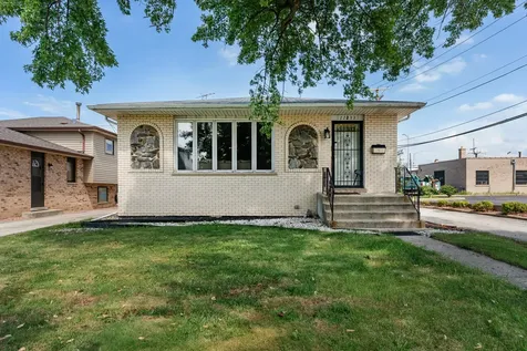 11033 Parkside Avenue Chicago Ridge IL 60415