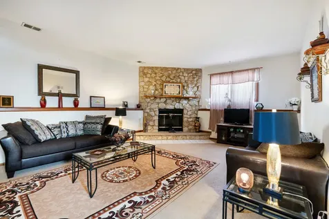 11033 Parkside Avenue Chicago Ridge IL 60415
