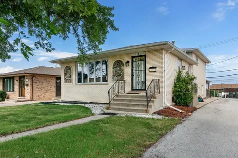 11033 Parkside Avenue Chicago Ridge IL 60415
