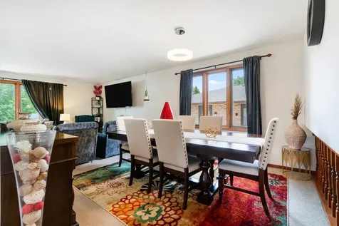 11033 Parkside Avenue Chicago Ridge IL 60415