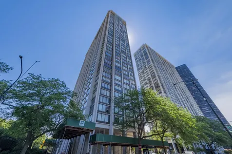 5455 North Sheridan Road Chicago IL 60640