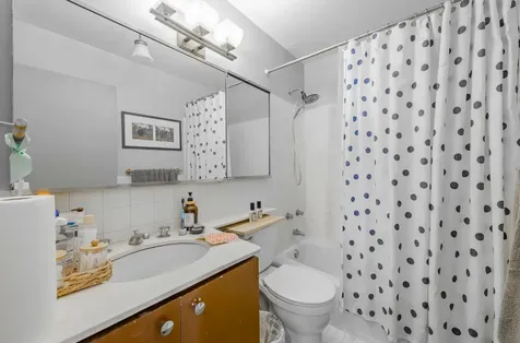 5455 North Sheridan Road Chicago IL 60640