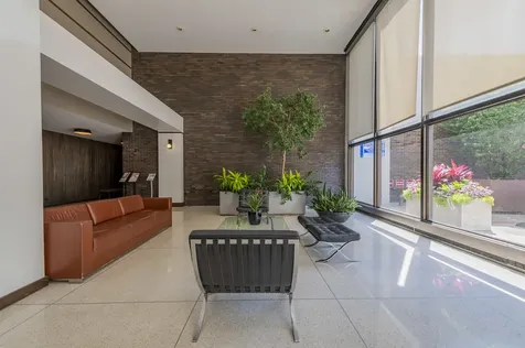 5455 North Sheridan Road Chicago IL 60640