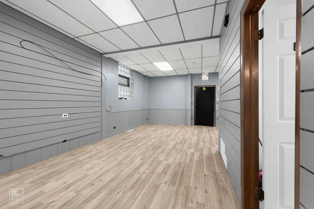 4812 South Pulaski Road Chicago IL 60632