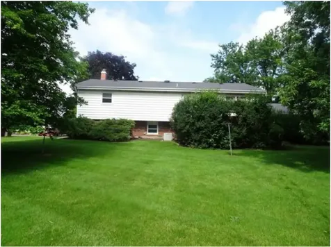 12135 Hillcrest Drive Lemont IL 60439