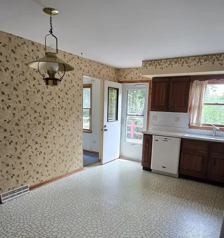 12135 Hillcrest Drive Lemont IL 60439