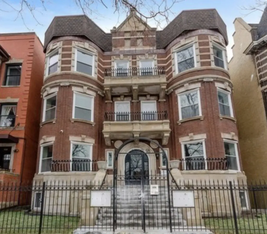 4520 South King Drive Chicago IL 60653