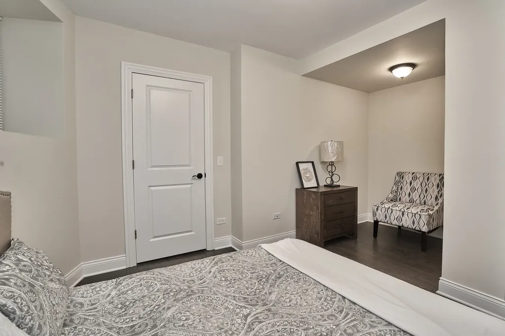 4520 South King Drive Chicago IL 60653