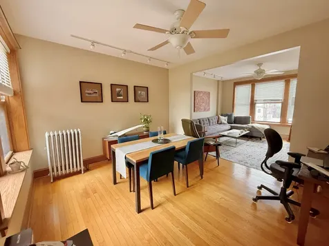 1416 West Farragut Avenue Chicago IL 60640