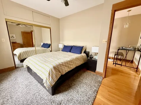 1416 West Farragut Avenue Chicago IL 60640