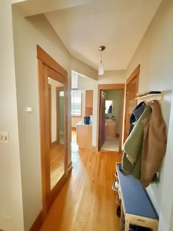 1416 West Farragut Avenue Chicago IL 60640