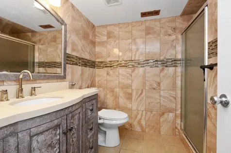 7048 Brementowne Road Tinley Park IL 60477