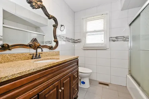 7048 Brementowne Road Tinley Park IL 60477
