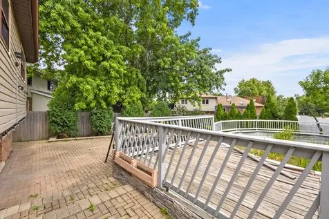 7048 Brementowne Road Tinley Park IL 60477