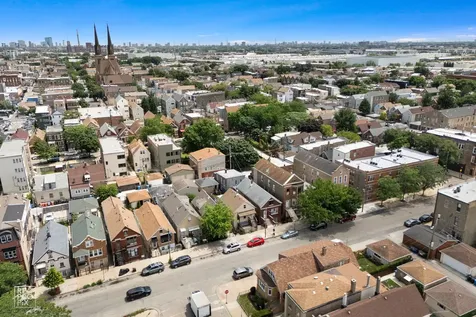 2237 South Oakley Avenue Chicago IL 60608