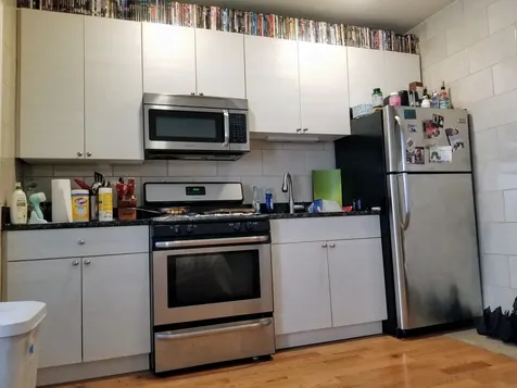 4764 North Virginia Avenue Chicago IL 60625
