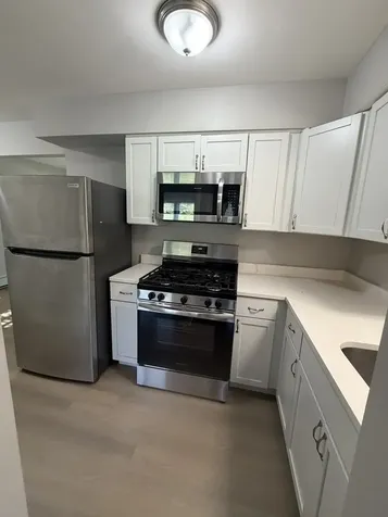 5331 South Kilbourn Avenue Chicago IL 60632