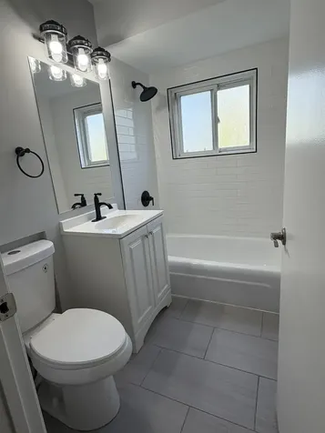 5331 South Kilbourn Avenue Chicago IL 60632
