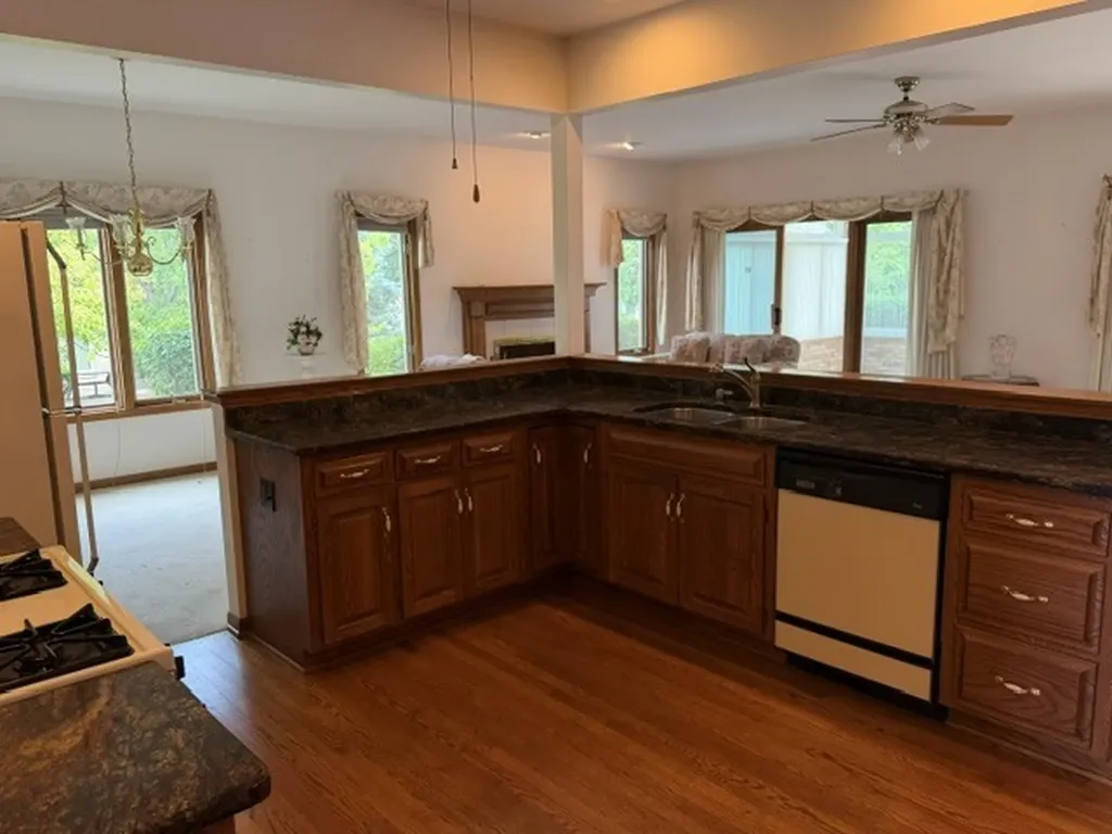10822 Valerie Court Orland Park IL 60467