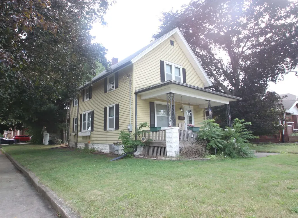 1304 Montague Street Rockford IL 61102