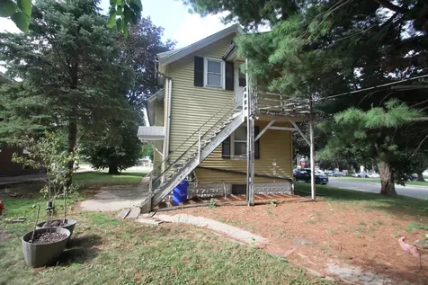 1304 Montague Street Rockford IL 61102