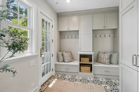 1192 Chatfield Road Winnetka IL 60093