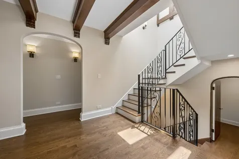 1192 Chatfield Road Winnetka IL 60093