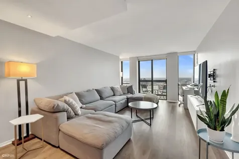 1660 North Lasalle Street Chicago IL 60614