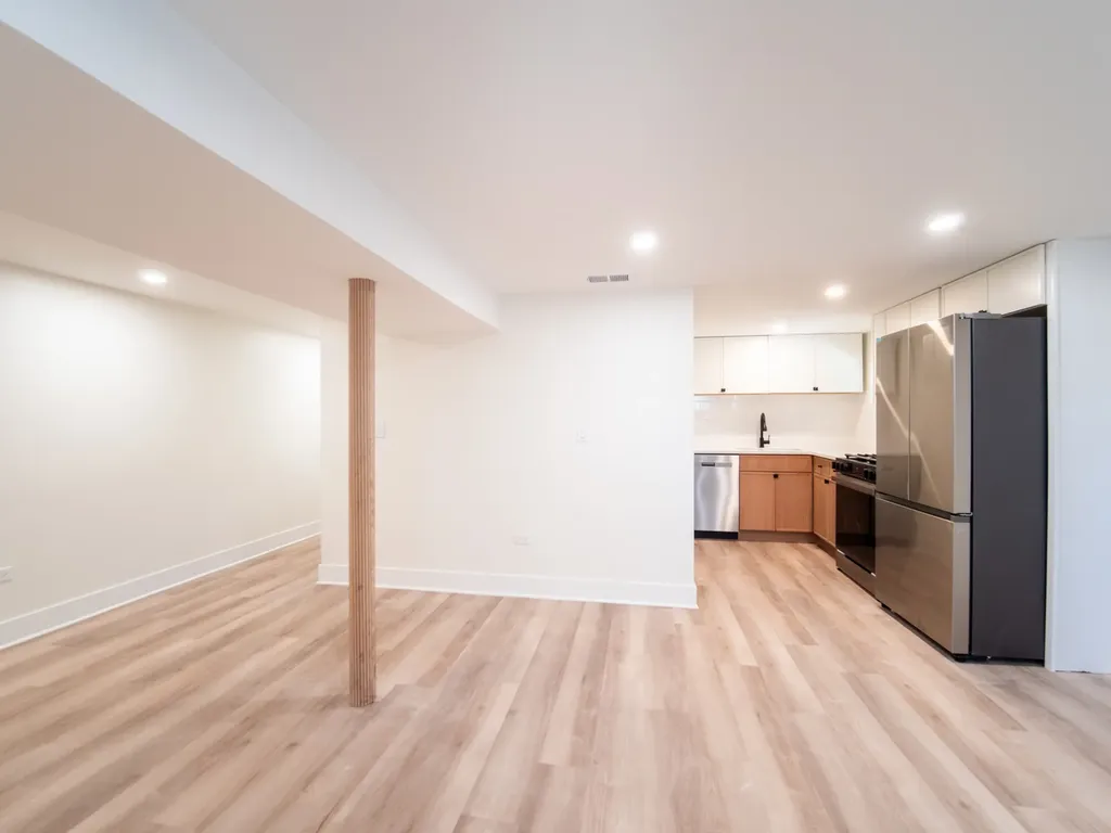 2753 West Chicago Avenue Chicago IL 60622
