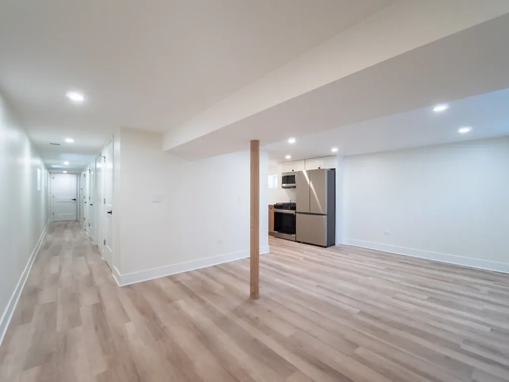2753 West Chicago Avenue Chicago IL 60622