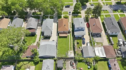 1426 South 18th Avenue Maywood IL 60153