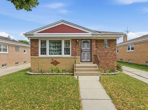 5023 North Natoma Avenue Chicago IL 60656