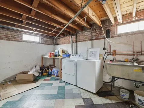 5023 North Natoma Avenue Chicago IL 60656