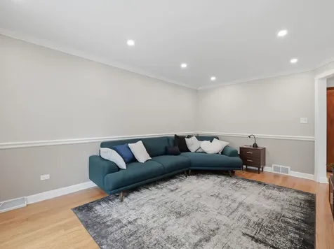 5023 North Natoma Avenue Chicago IL 60656
