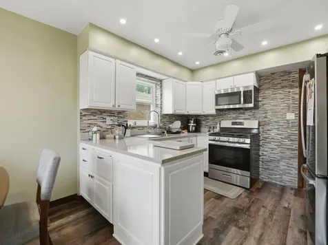 5023 North Natoma Avenue Chicago IL 60656