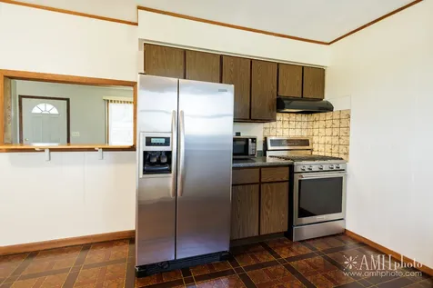 1871 South Oaklawn Drive St. Anne IL 60964