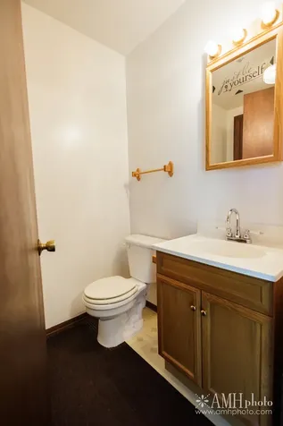 1871 South Oaklawn Drive St. Anne IL 60964