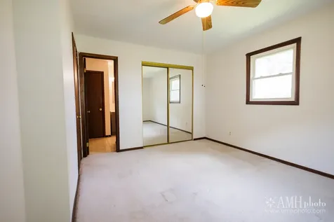 1871 South Oaklawn Drive St. Anne IL 60964