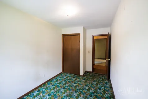 1871 South Oaklawn Drive St. Anne IL 60964