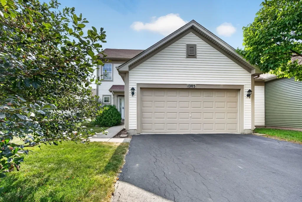 1205 Fawnlily Circle Joliet IL 60431