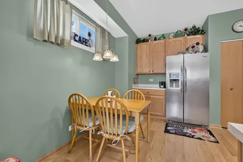 1205 Fawnlily Circle Joliet IL 60431