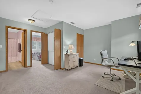 1205 Fawnlily Circle Joliet IL 60431