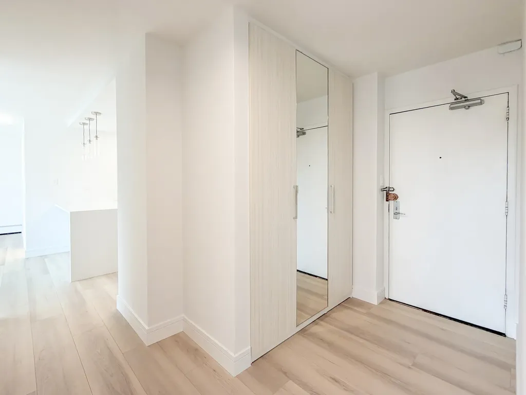 336 West Wellington Avenue Chicago IL 60657
