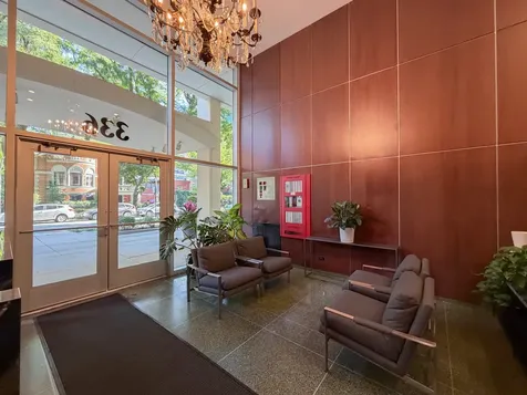 336 West Wellington Avenue Chicago IL 60657
