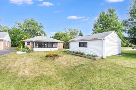 17638 Roosevelt Avenue Homewood IL 60430