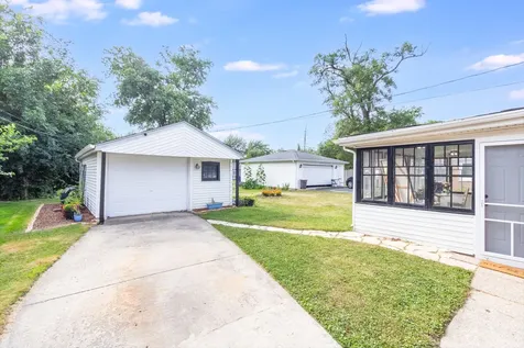 17638 Roosevelt Avenue Homewood IL 60430