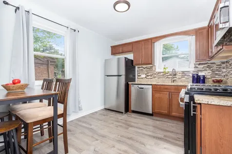 17638 Roosevelt Avenue Homewood IL 60430