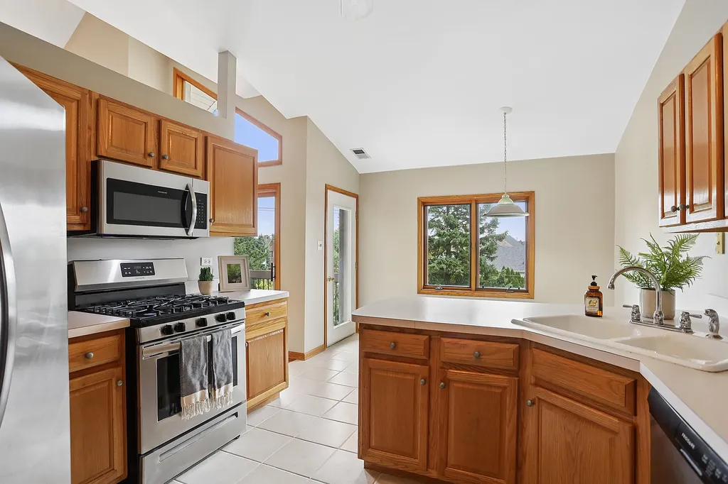 14011 Norwich Lane Orland Park IL 60467