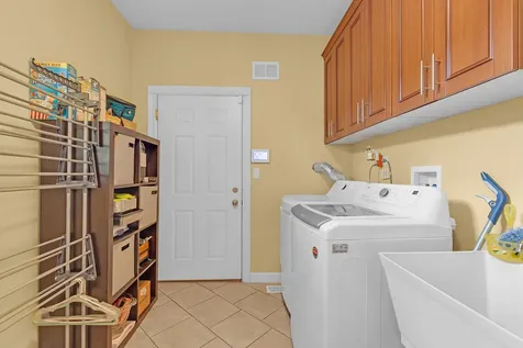 106 North Kenilworth Avenue Mount Prospect IL 60056