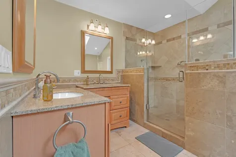 106 North Kenilworth Avenue Mount Prospect IL 60056